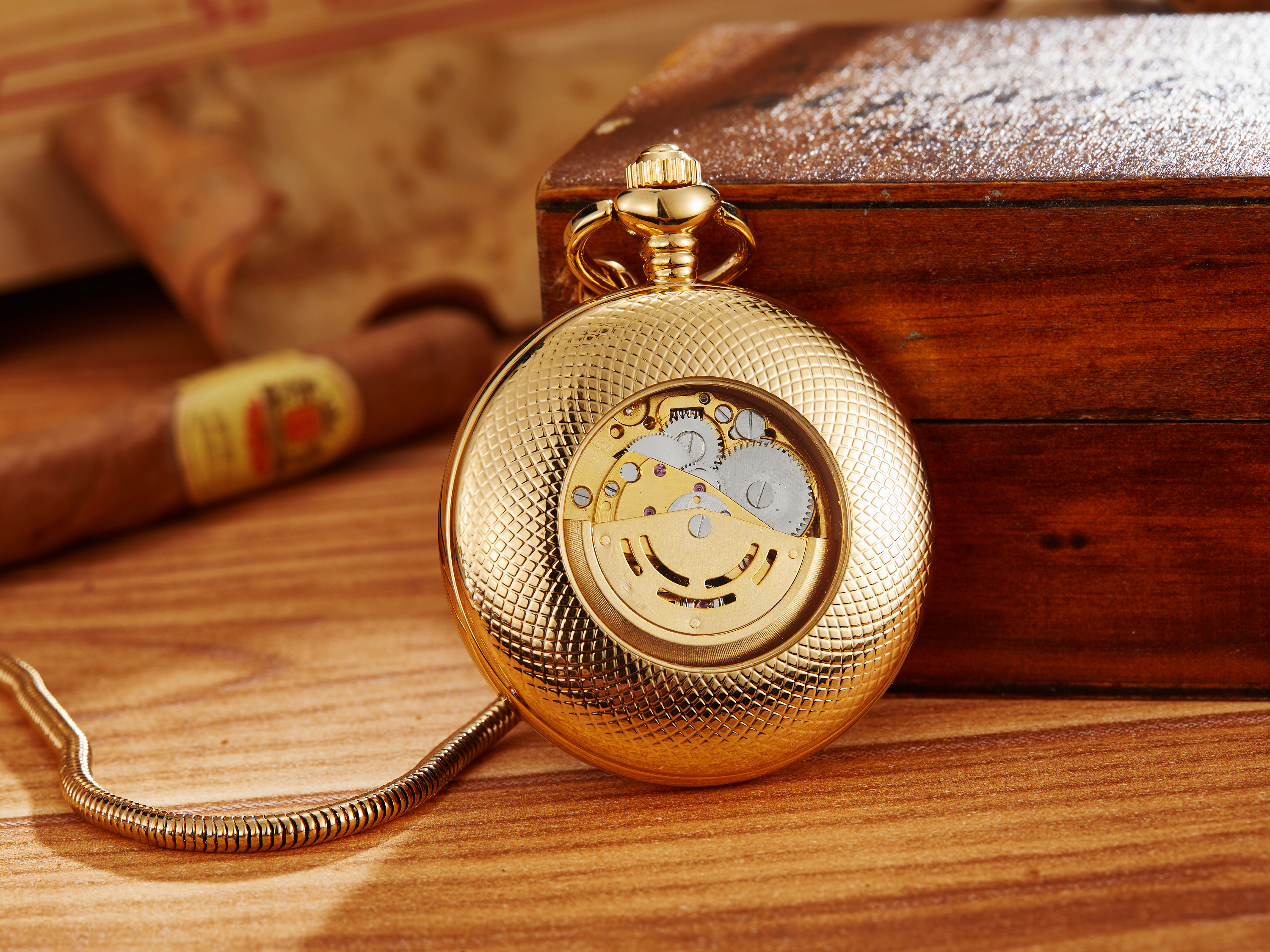 Vintage Luxury Gold Carving Au - Luxury Watch Engraving recension och pris